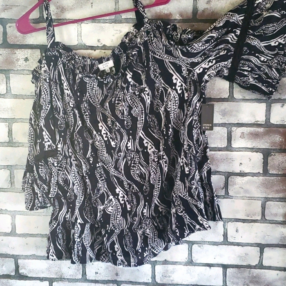 Crown & Ivy off the shoulder top